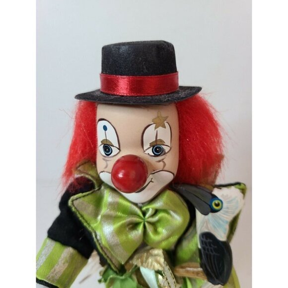VINTAGE Ceramic Red Nose Clown Figurine 8 in Tall - Picture 4 of 7